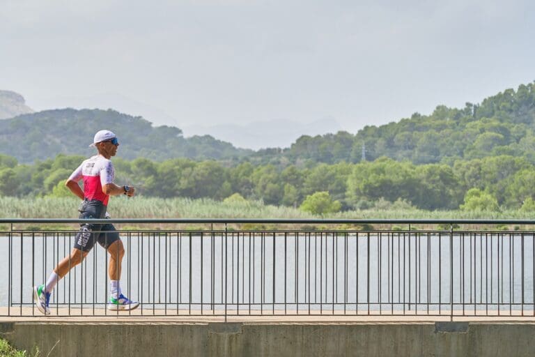 Auf der Laufstrecke beim Mallorca 140.6 Triathlon