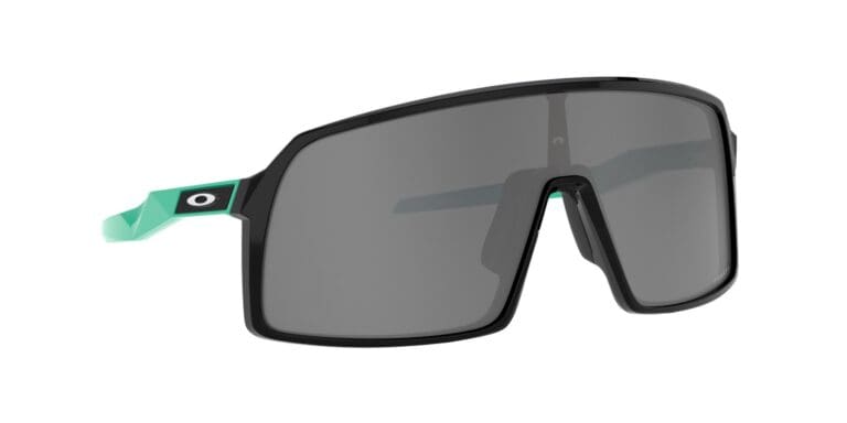 Oakley Sutro in Polished Black/Celeste mit Prizm Black Glas