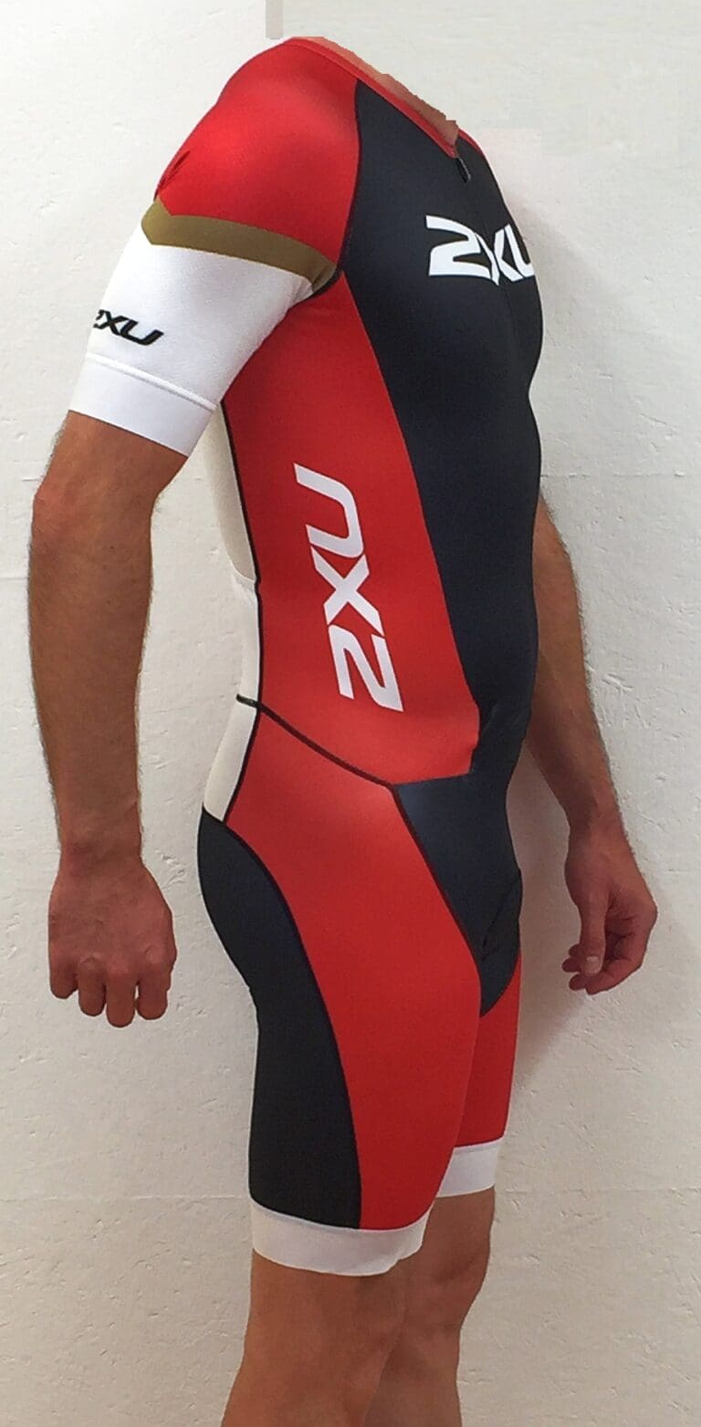 2XU AERO TRI-X SKINSUIT: Seitenansicht