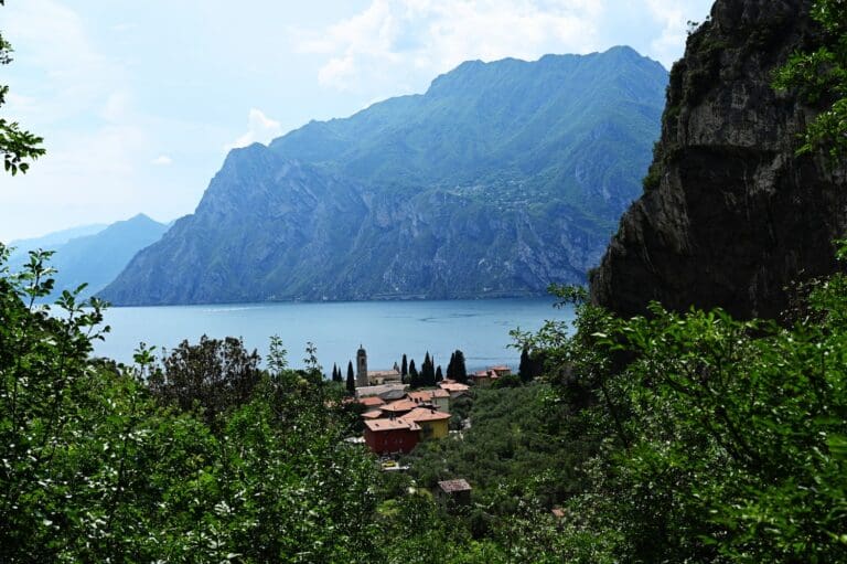 Ausblick über das Valle di Santa Lucia mit dem Aktivhotel