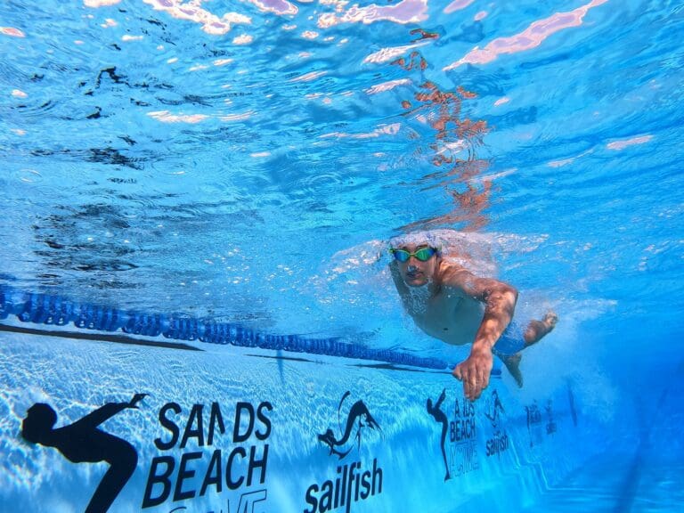 Schwimmtraining im Sands Beach auf Lanzarote