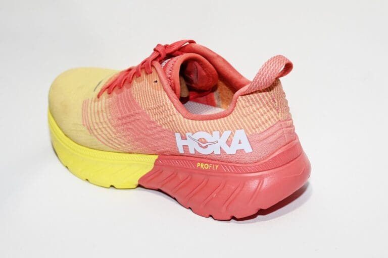 hoka_mach3_women.jpg