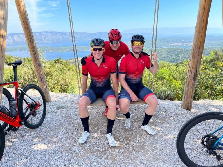 Fit machen für die Saison 2024: Mit dem snoettri Triathloncamp in Hvar/Kroatien